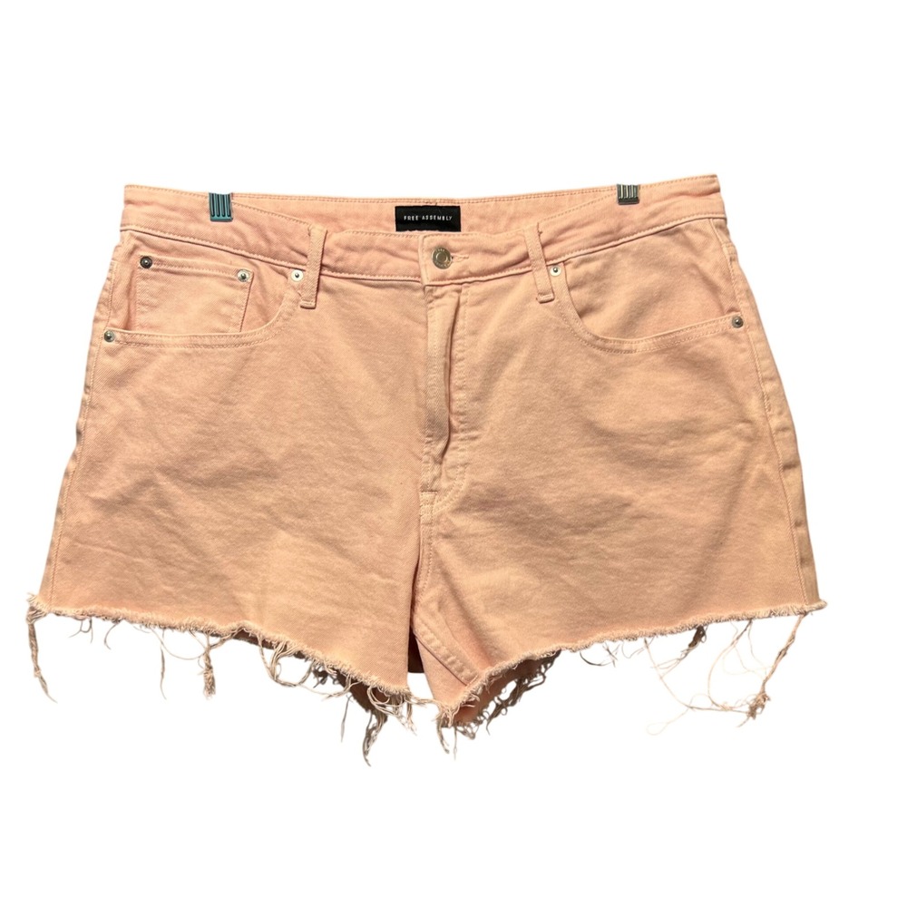 Free Assembly Women's Pink Denim Shorts Size‎ 16 High Rise Raw Hem Casual